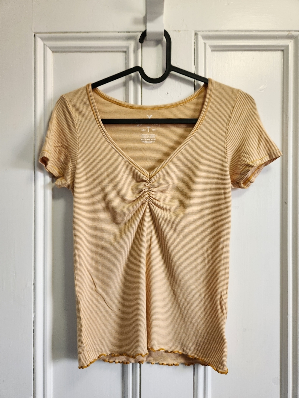 American Eagle Soft & Sexy Fitted V-Neck Twist Front Ribbed Tee - Size XS